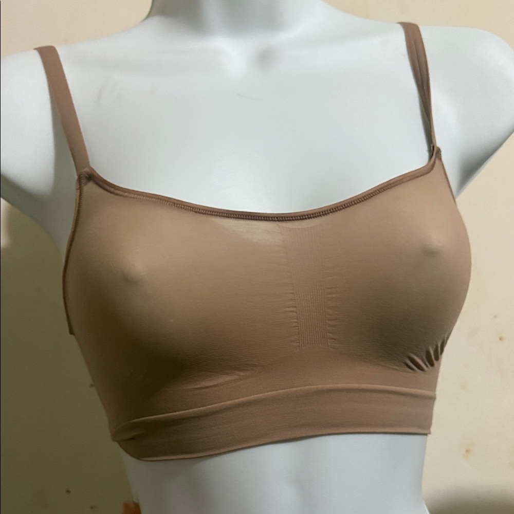 SKIMS Soft Brown Bralette size XXS, adjustable straps , detachable straps.